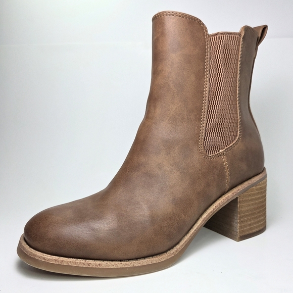 B.O.C. Finn Tan Caramel Faux Leather Chelsea Bootie Zip Stacked Block Heel W 6 - Picture 3 of 16